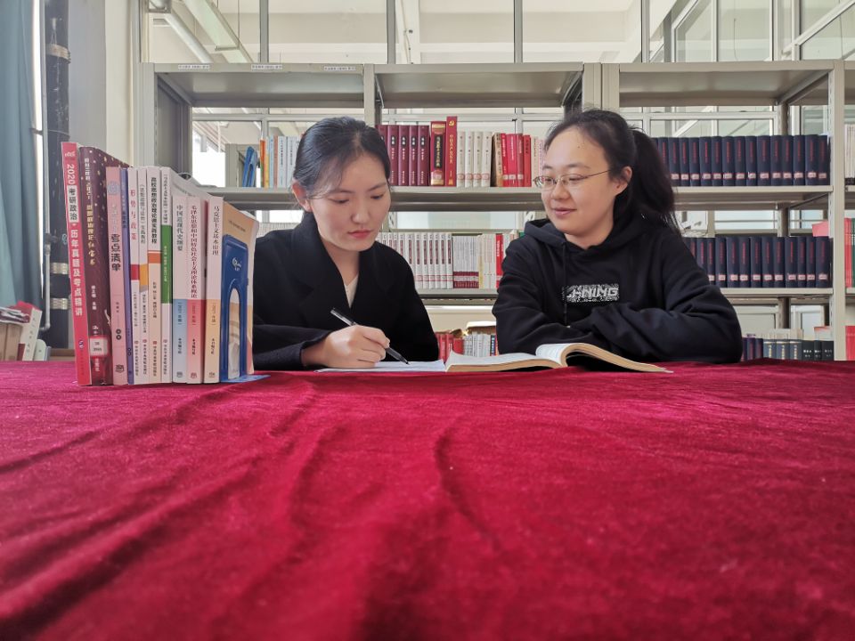 助力考研，思政教师在路上