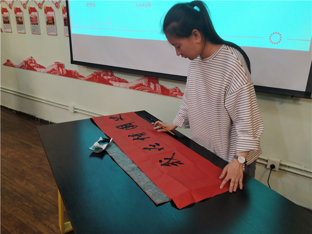 学党史知国情,立斗志扬青春