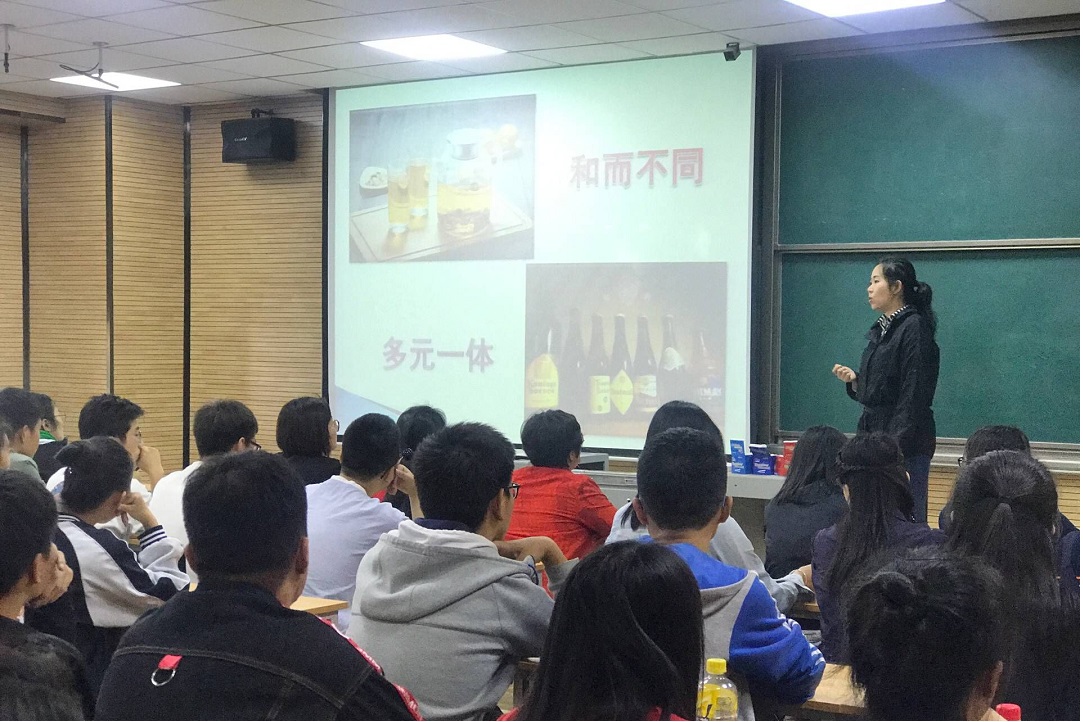 “要想学生好学,必须先生好学”——记思想政治理论教学研究部示范课活动